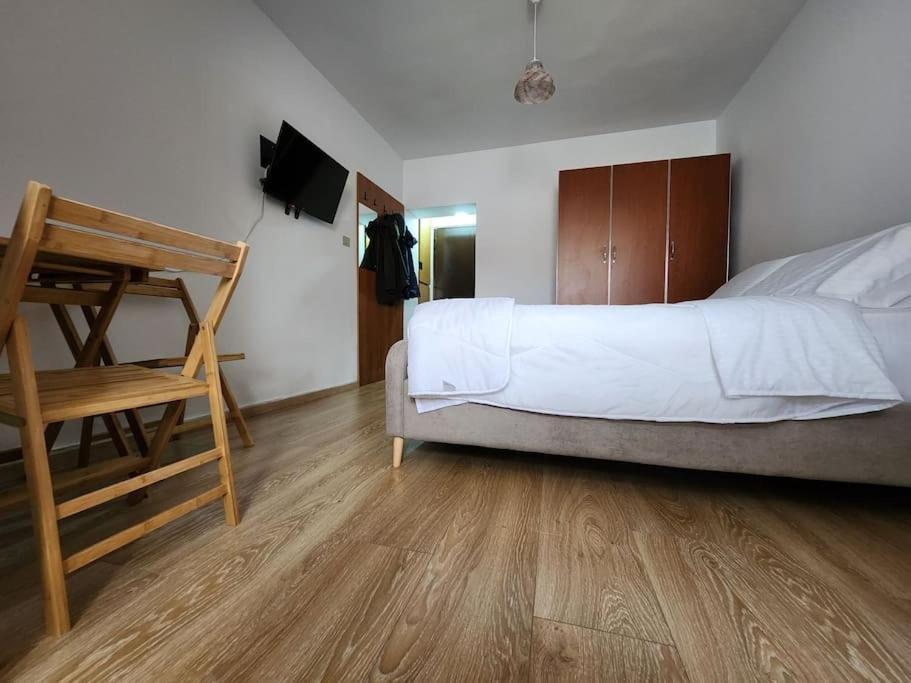 Andi'S Place-Comfy Studio-City Center Tirana Exteriér fotografie